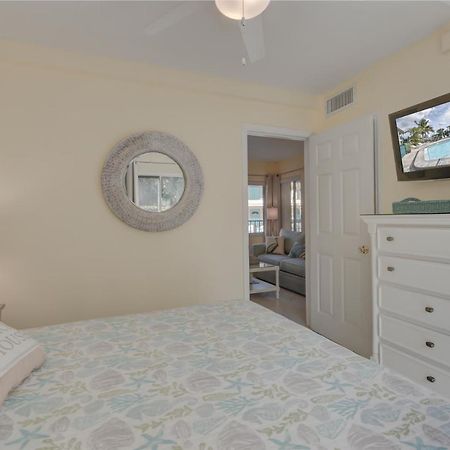 Five Palms Vacation Rentals- Daily - Weekly - Monthly クリアウォーター・ビーチ エクステリア 写真