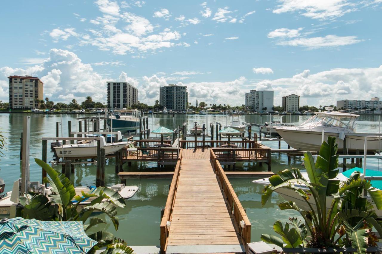 Five Palms Vacation Rentals- Daily - Weekly - Monthly クリアウォーター・ビーチ エクステリア 写真