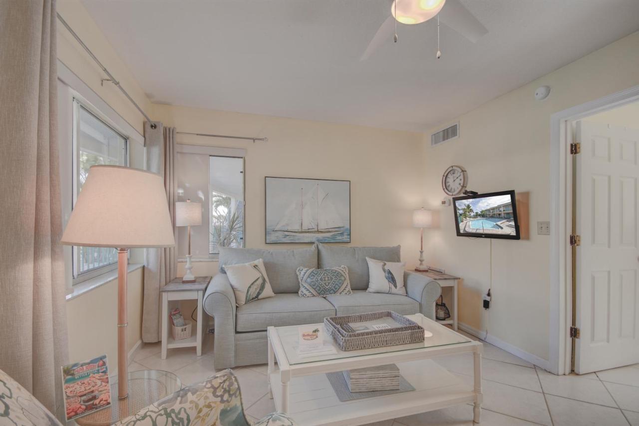 Five Palms Vacation Rentals- Daily - Weekly - Monthly クリアウォーター・ビーチ エクステリア 写真