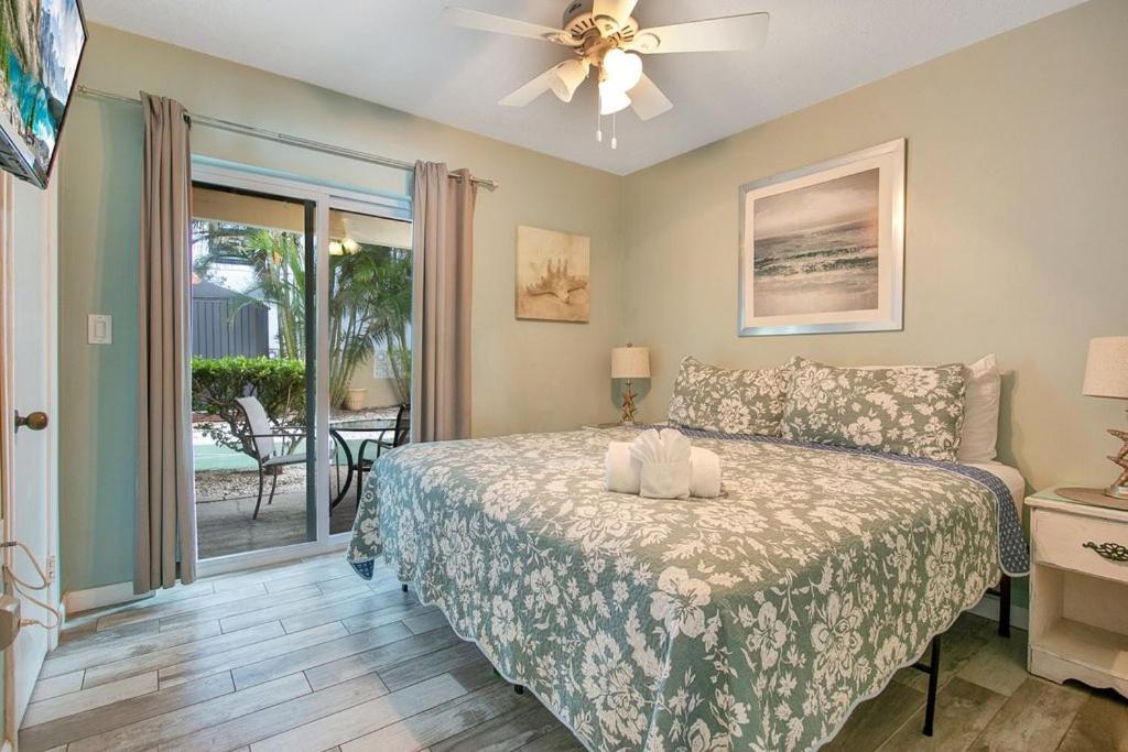 Five Palms Vacation Rentals- Daily - Weekly - Monthly クリアウォーター・ビーチ エクステリア 写真